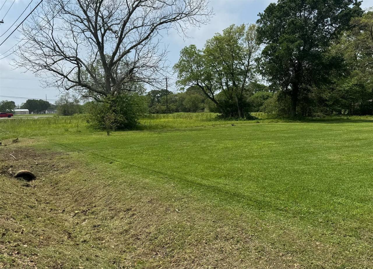 JCTX Southeast Texas lawn care 2